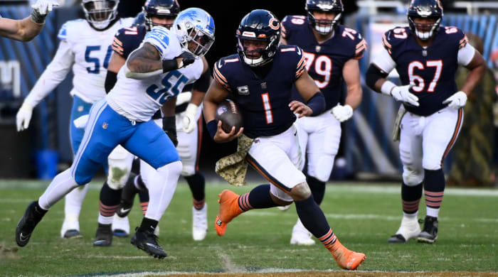 Justin Fields on one of several long runs through the Lions defense in Week 10.